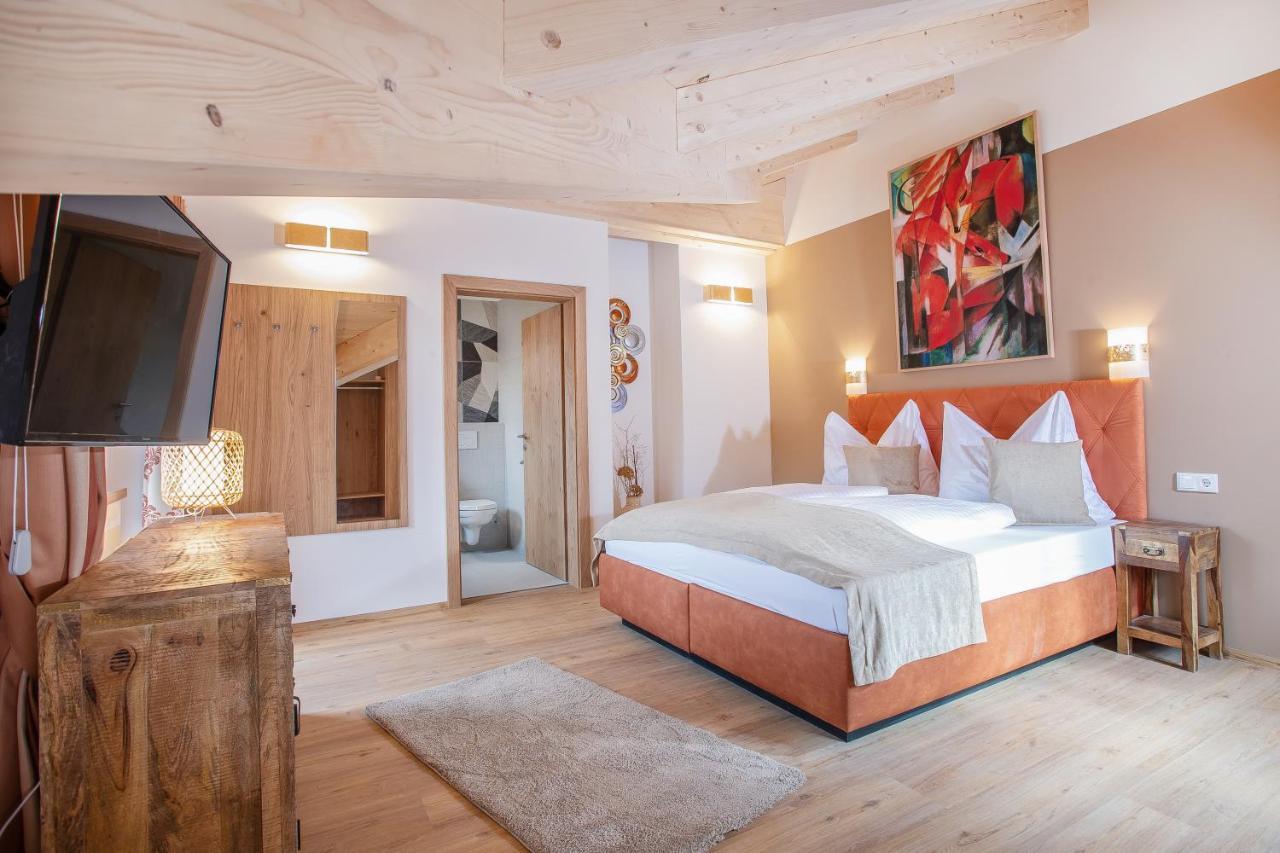 Gasthof Dorfwirt Sandgruber Ges.M.B.H Pertisau Buitenkant foto